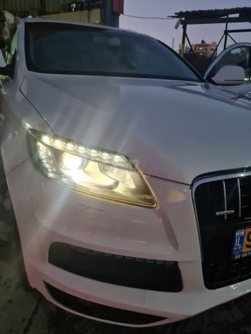 מודעת רכב אאודי Q7