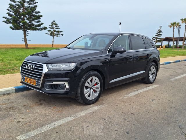 אאודי Q7