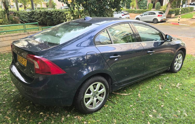 וולוו S60