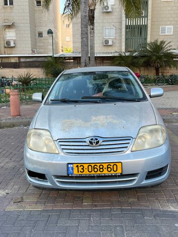 טויוטה קורולה