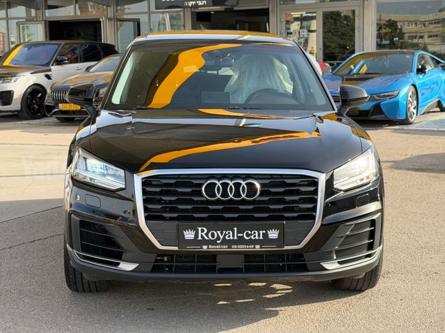 אאודי Q2