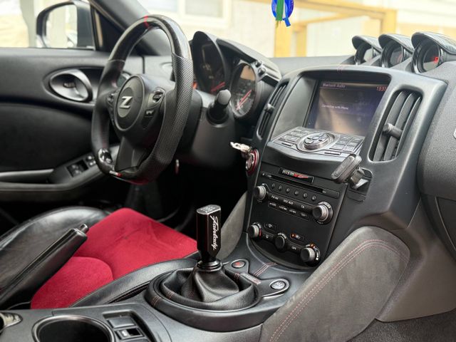 ניסאן 370Z