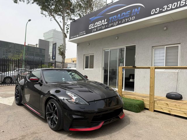 ניסאן 370Z