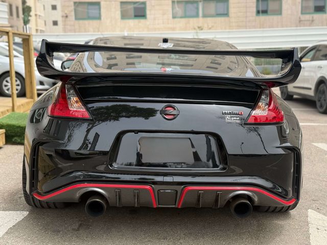ניסאן 370Z
