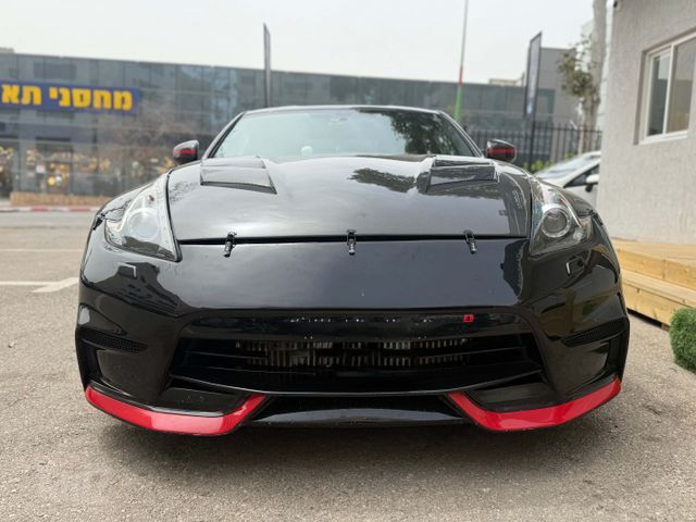 ניסאן 370Z