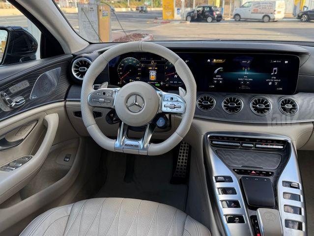 מרצדס-בנץ AMG GT 4 דל' קופה