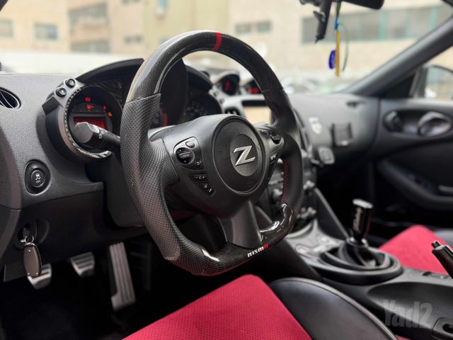 ניסאן 370Z