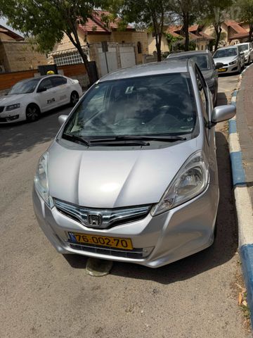 מודעת רכב הונדה ג'אז
