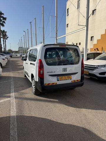 פיאט דובלו