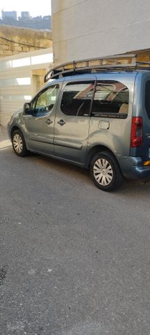מודעת רכב סיטרואן ברלינגו