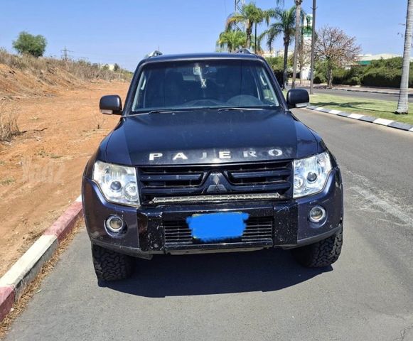 מיצובישי פג'רו