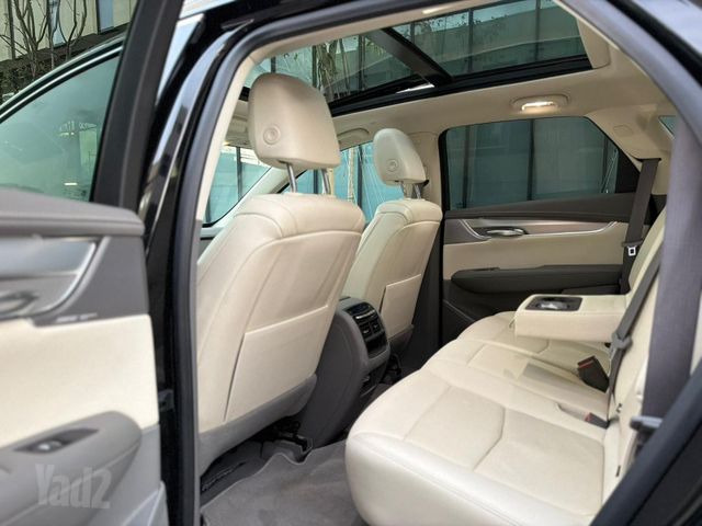 קאדילק XT5
