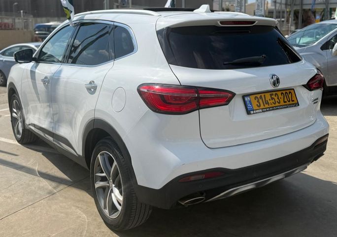 אם ג'י EHS PHEV