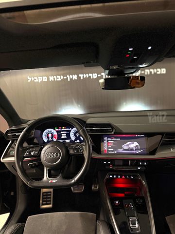 אאודי S3