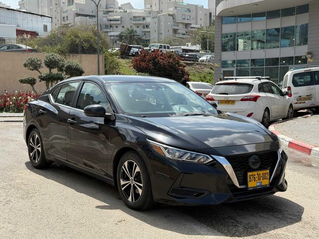 ניסאן סנטרה