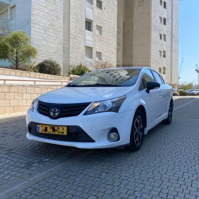 מודעת רכב טויוטה קורולה
