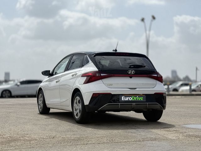 יונדאי i20