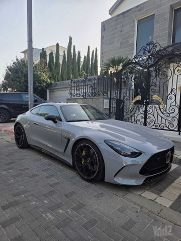 מודעת רכב מרצדס-בנץ AMG GT