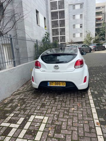 יונדאי ולוסטר