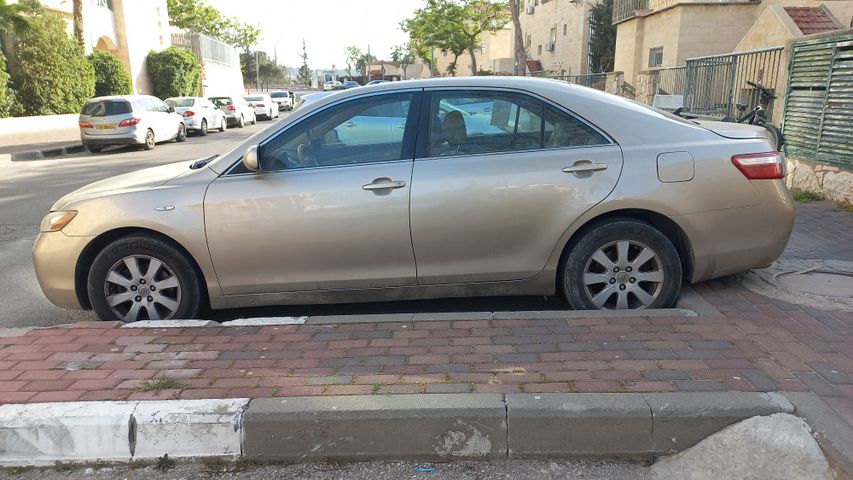 טויוטה קאמרי