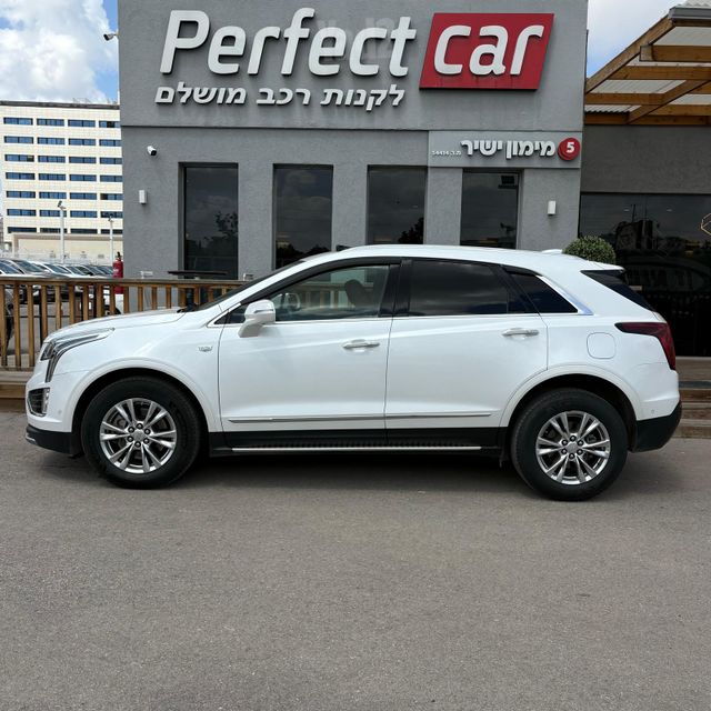 קאדילק XT5