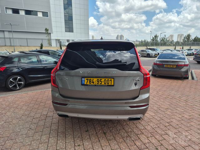 וולוו XC90