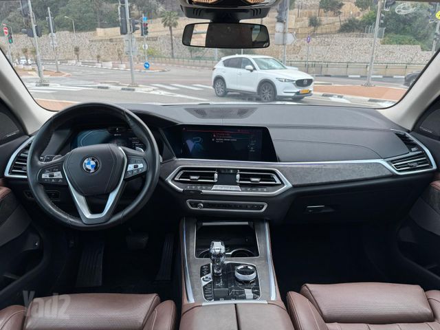 ב מ וו X5