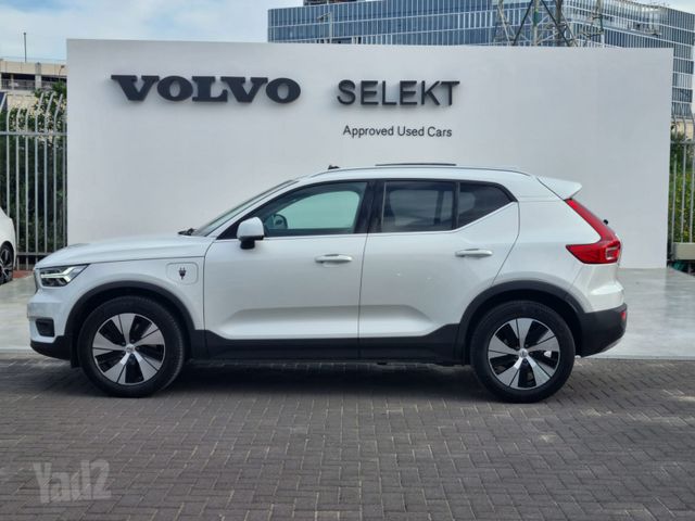 וולוו XC40