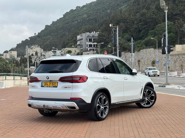 ב מ וו X5