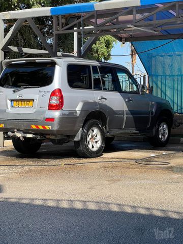 יונדאי טאראקן