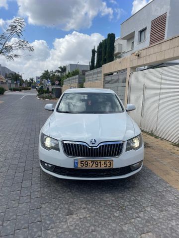 סקודה סופרב