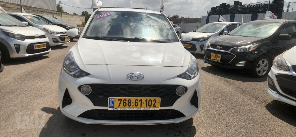 יונדאי i10