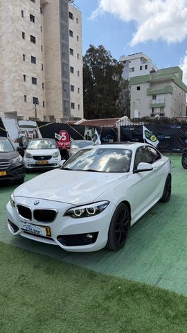 מודעת רכב ב מ וו סדרה 2