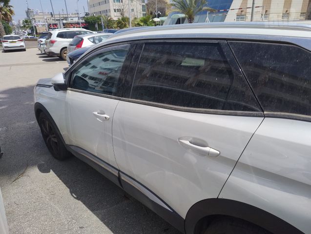 מודעת רכב פיג'ו 3008