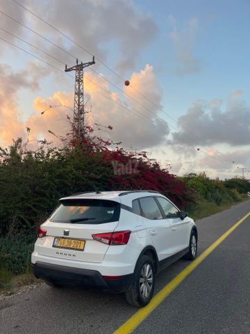 סיאט ארונה