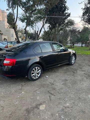 סקודה אוקטביה