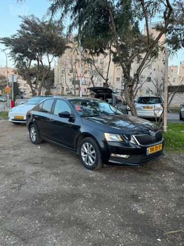 סקודה אוקטביה