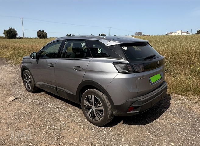 פיג'ו 3008
