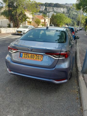 מודעת רכב טויוטה קורולה
