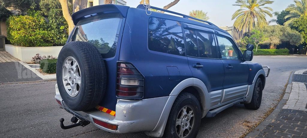 מודעת רכב מיצובישי פג'רו