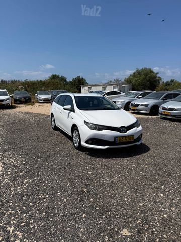 טויוטה אוריס