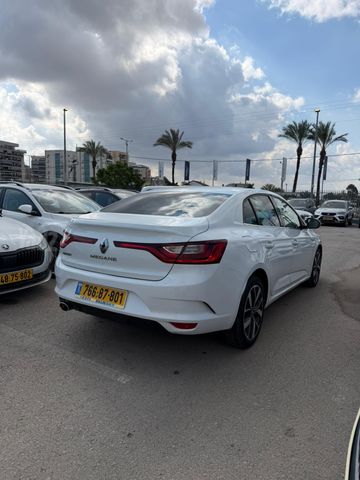 רנו מגאן