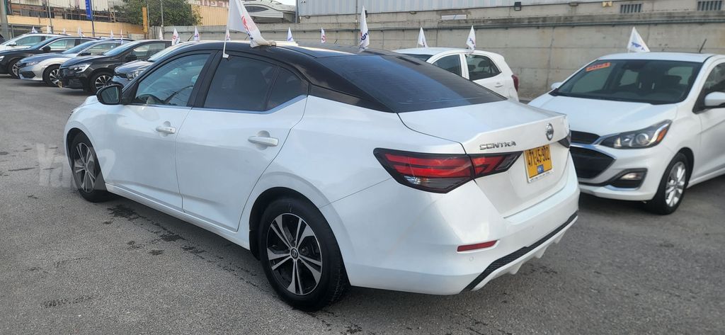 ניסאן סנטרה