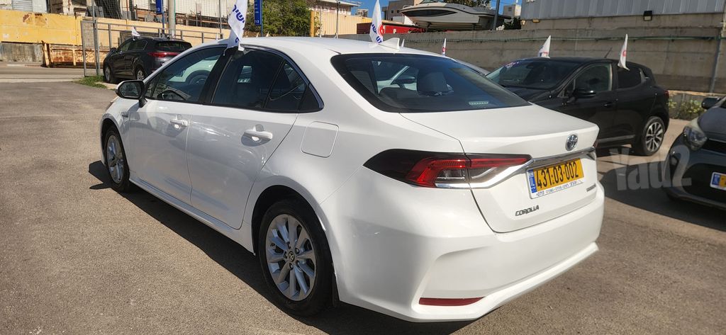 טויוטה קורולה
