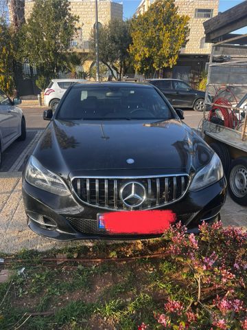 מודעת רכב מרצדס-בנץ E-class