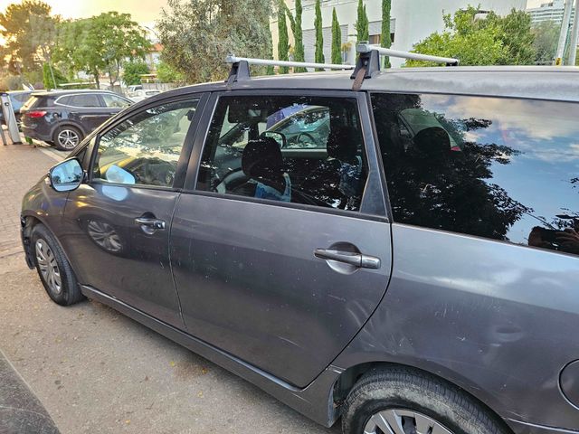 מודעת רכב מיצובישי גרנדיס