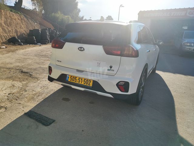 קיה נירו