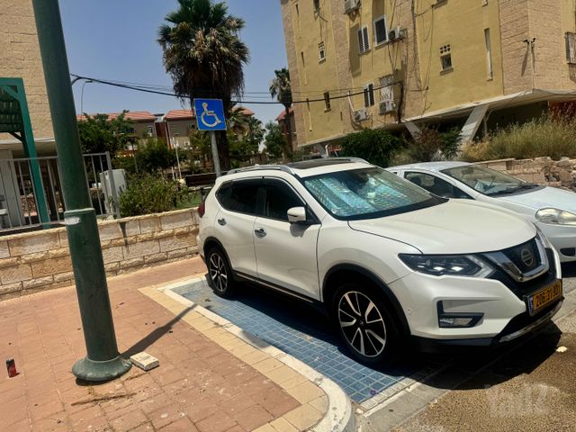 מודעת רכב ניסאן אקס טרייל
