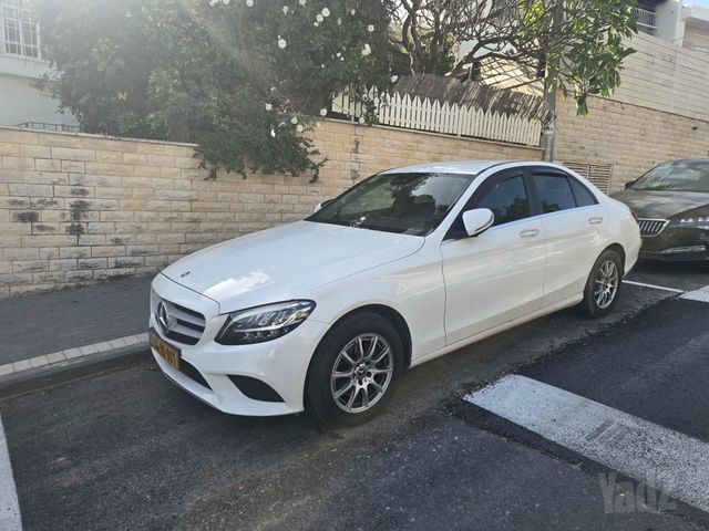 מרצדס-בנץ C-class