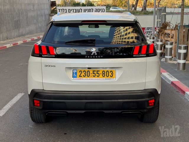 פיג'ו 3008